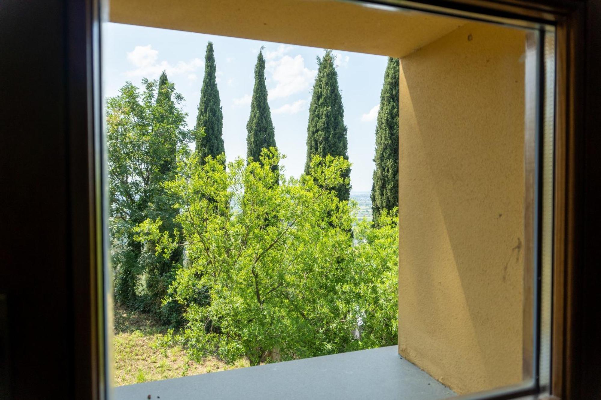 Agriturismo La Grotta 圣朱利亚诺-泰尔梅 外观 照片