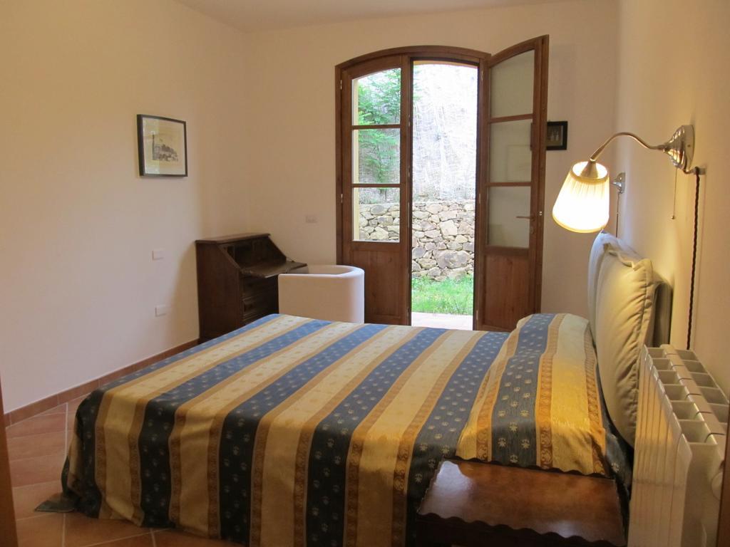 Agriturismo La Grotta 圣朱利亚诺-泰尔梅 外观 照片