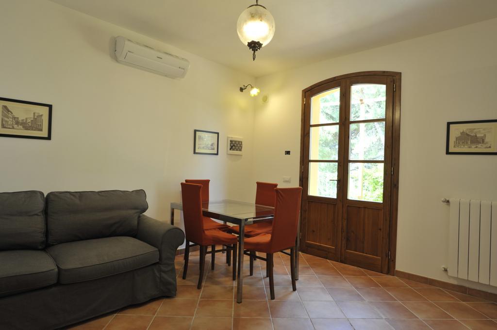 Agriturismo La Grotta 圣朱利亚诺-泰尔梅 外观 照片